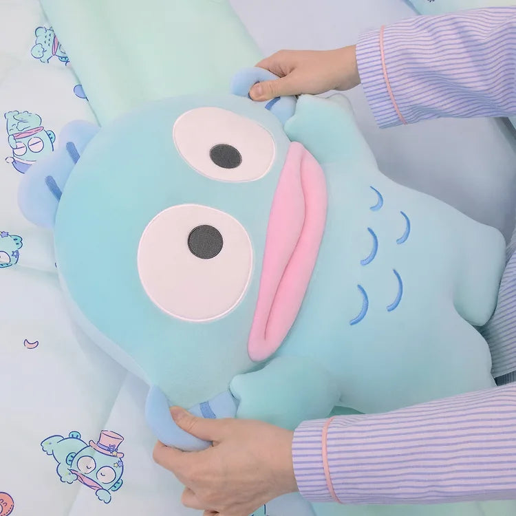 韓國限定 SANRIO HANGYODON HUG ME CUSHION 水怪 醜魚 抱抱咕臣